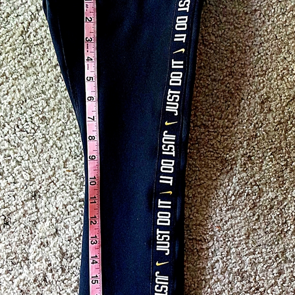 Nike ✔️ 2 Piece Dri-Fit Athletic Workout or Streetwear Set. Sz S Top/Sz Xs Pants - Picture 7 of 8